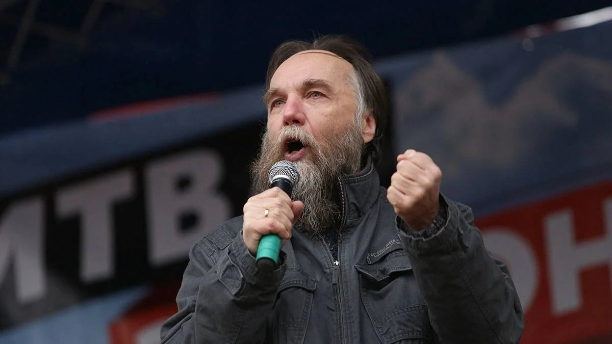 Мобилизовать миллионы, и идти на Киев: Дугин заявил, что пора начинать массовую мобилизацию в России