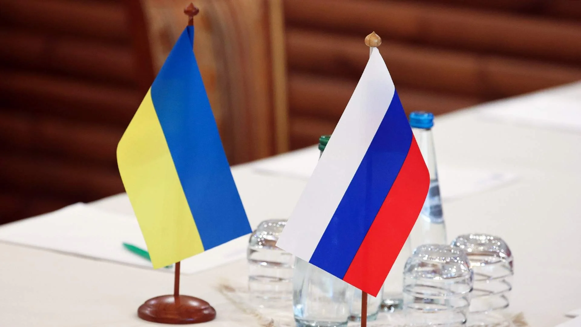 Переговоры с Украиной приведут к смене режима — мнение сенатора Цекова