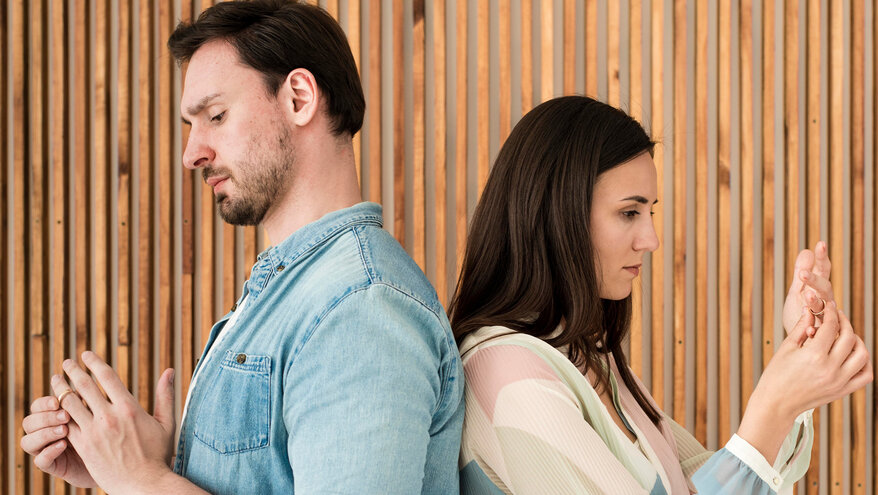 В России за измены потребовали наказывать уголовкой