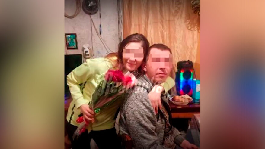 Блогер из Иркутской области ради доната «похоронила» своего сына