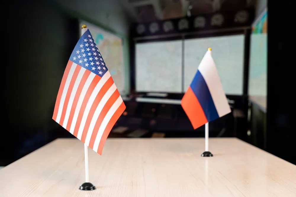 Политолог раскрыл возможные причины сокрытия итогов переговоров РФ и США