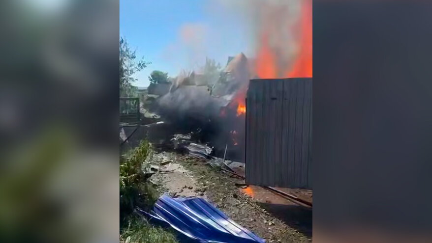 На частный дом в Казани рухнул легкомоторный самолет