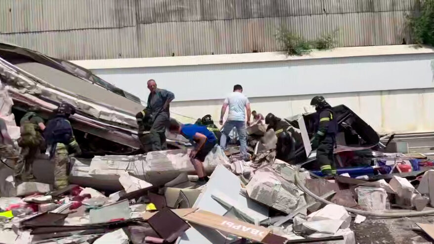 Один человек погиб в результате удара ВСУ по минимаркету в Белгороде