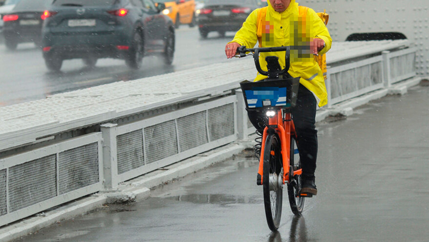 К петербуржским велокурьерам ужесточили требования