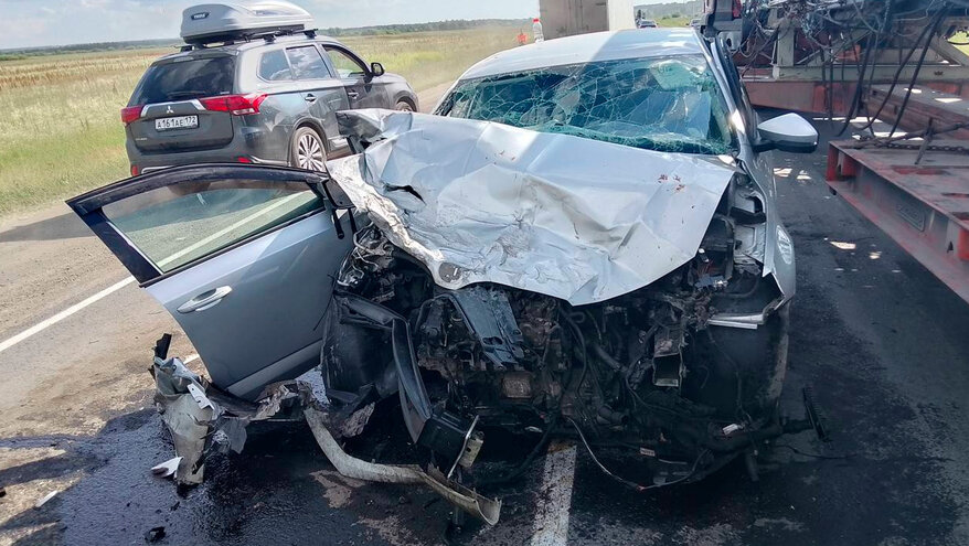 Смертельное ДТП с участием грузовиков произошло в Тюменской области