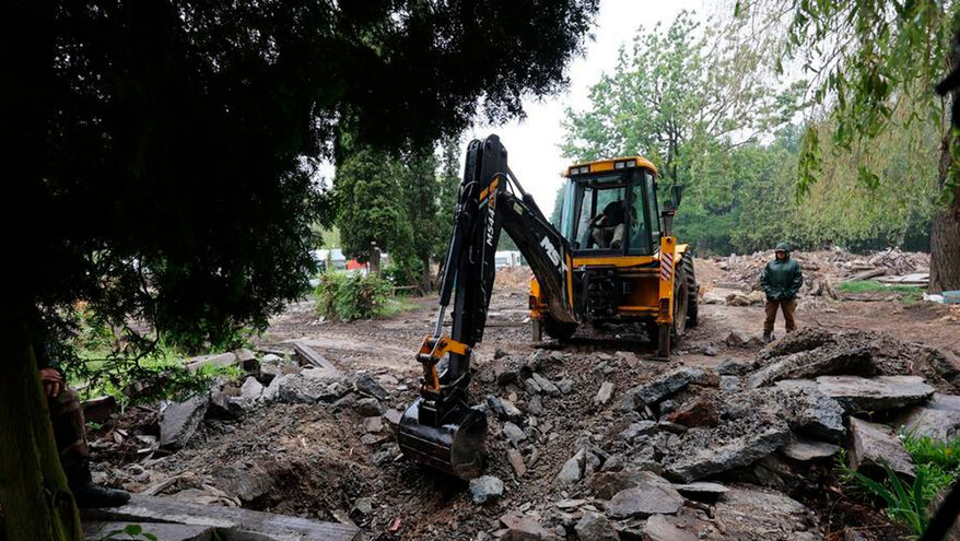 Мэр Львова предложил обменять останки советских солдат на пленных боевиков ВСУ