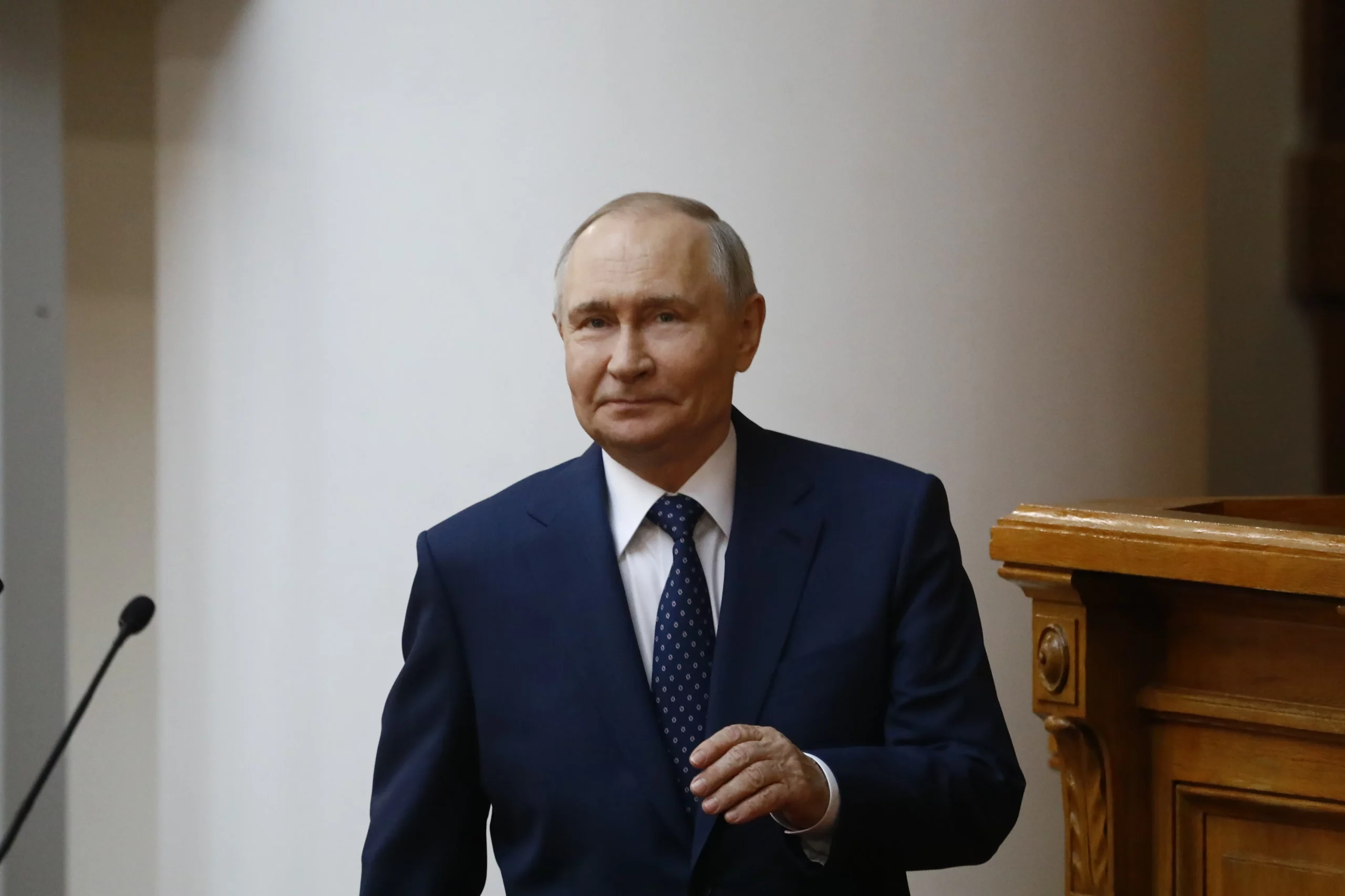 «Улыбается, это хороший признак»: Путин рассмешил главу Минфина Силуанова