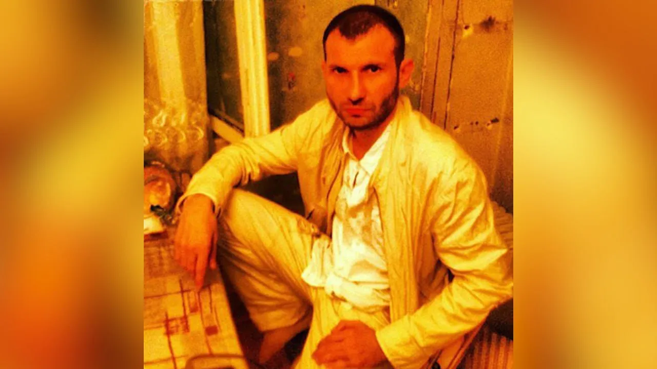 Кошмарит соседей и бросает ножи с балкона: Отравить животных в зоопарке пытался буйный наркоман