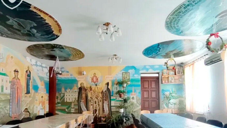 Храм и воскресную школу в Вышгороде киевские власти выставили на аренду