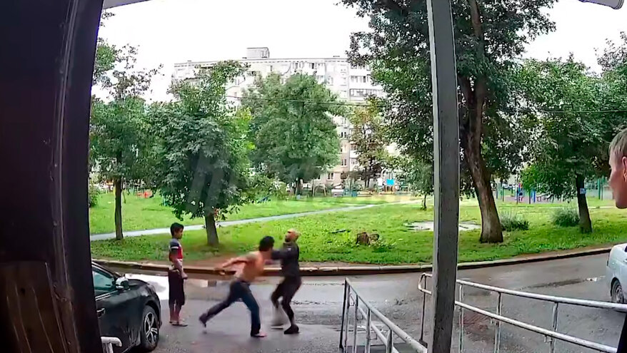 В Уфе мигранты устроили кровавую бойню прямо возле подъезда