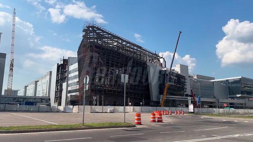 Выжившие после теракта в «Крокусе» назвали братской могилой концертный комплекс