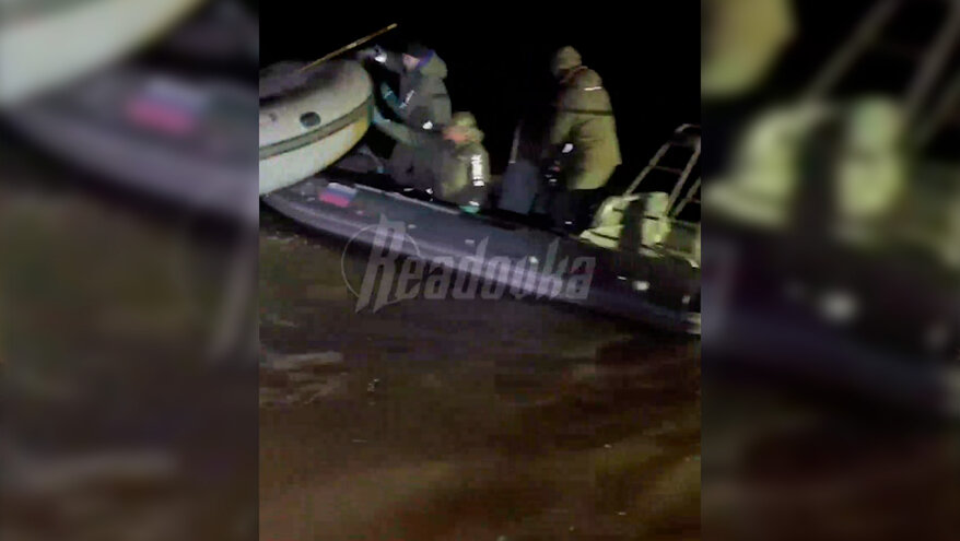 На Сахалине браконьеры устроили драку с инспектором рыбоохраны