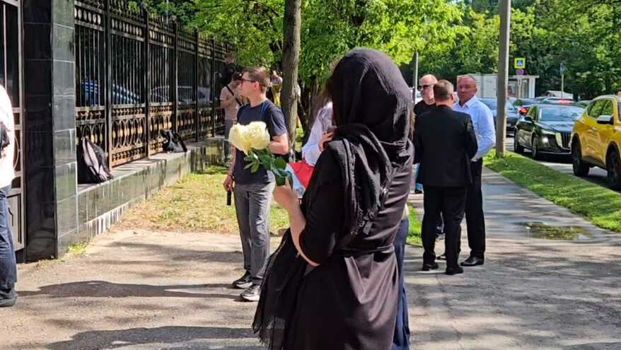 В Москве началась церемония прощания с экс-министром Романом Старовойтом