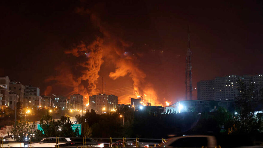 Иран ударил по Израилю гиперзвуковыми ракетами