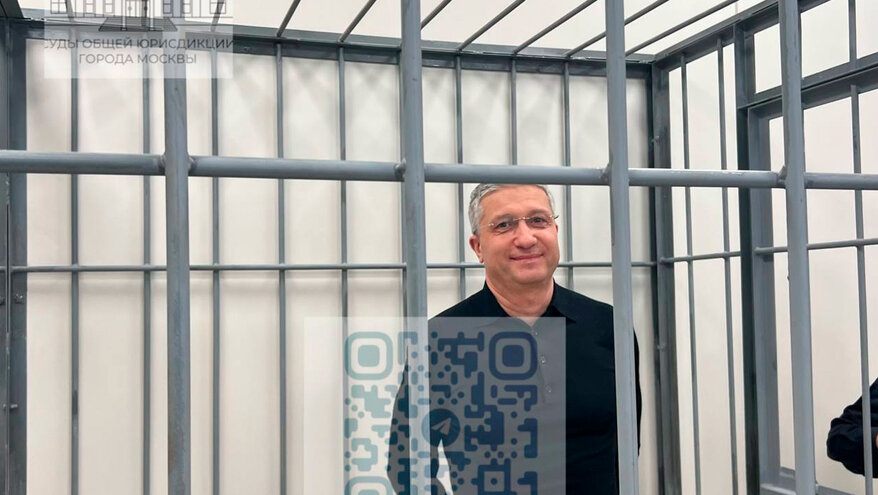Экс-замминистра обороны Тимура Иванова приговорили к 13 годам колонии
